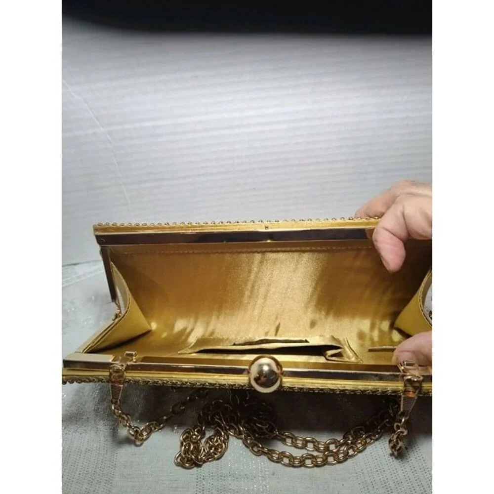 Vintage Retro Caziar Chainmail Clutch Bag Matte Gold‎ With Clasp Chain Strap